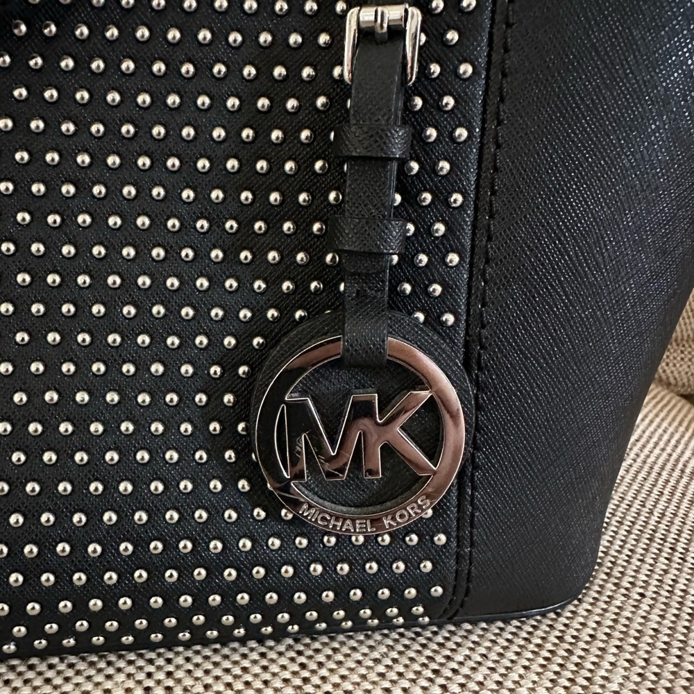 EUC Michael Kors Jet Set Medium Studded Tote Black Silver Barely Worn! - Picture 2 of 6